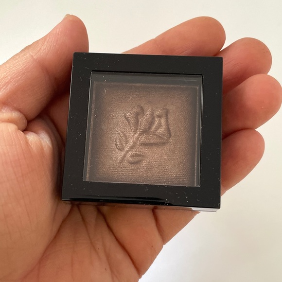 Lancôme Le Monochromatique - Picture 3 of 5